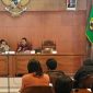 Foto : Audiensi warga dengan DPRD Blora menuntut penegakan Perda