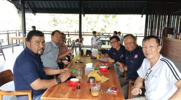 Dari Angkringan ke Kursi Bendahara BPP 08