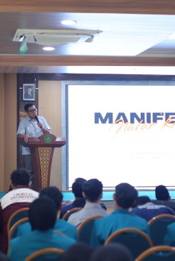 Banjir Informasi Digital, Mohammad Saleh Ajak Mahasiswa Unwahas Asah Nalar Kritis